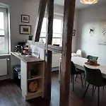 Grosszuegiges Dach-loft - 120qm, Dart, Airhockey, Beamer, Nahe Hafen, Schloss & Altstadt Appartement