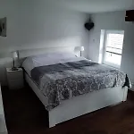 Appartement Grosszuegiges Dach-loft - 120qm, Dart, Airhockey, Beamer, Nahe Hafen, Schloss & Altstadt Schwerin (Mecklenburg-Vorpommern)