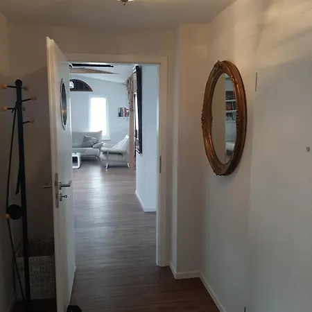 Apartmán Grosszuegiges Dach-loft - 120qm, Dart, Airhockey, Beamer, Nahe Hafen, Schloss & Altstadt Schwerin (Mecklenburg-Vorpommern)