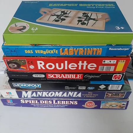 Grosszuegiges Dach-loft - 120qm, Dart, Airhockey, Beamer, Nahe Hafen, Schloss & Altstadt Apartmán