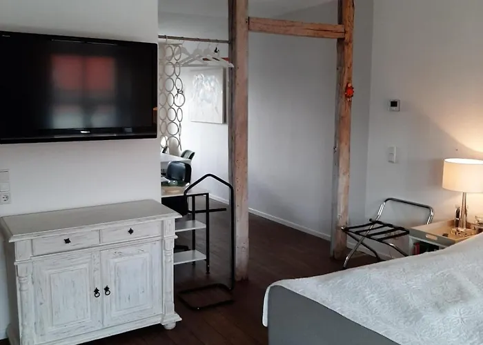 City-apartment 2 - 120qm, Dart, Airhockey, Beamer * 슈베린